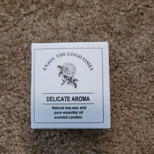 NWT! Enjoy the Good Times- delicate aroma candle- white tea scent